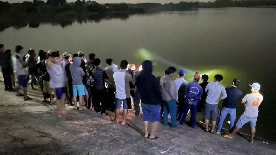 Tìm thấy thi thể người phụ nữ mất tích nổi tại hồ Đá Bàng