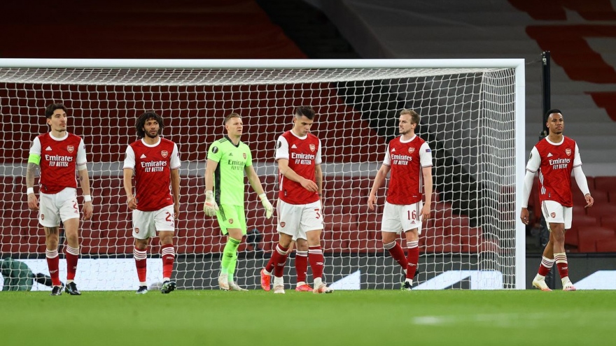 Thủng lưới phút bù giờ, Arsenal đánh rơi chiến thắng trước Slavia Praha