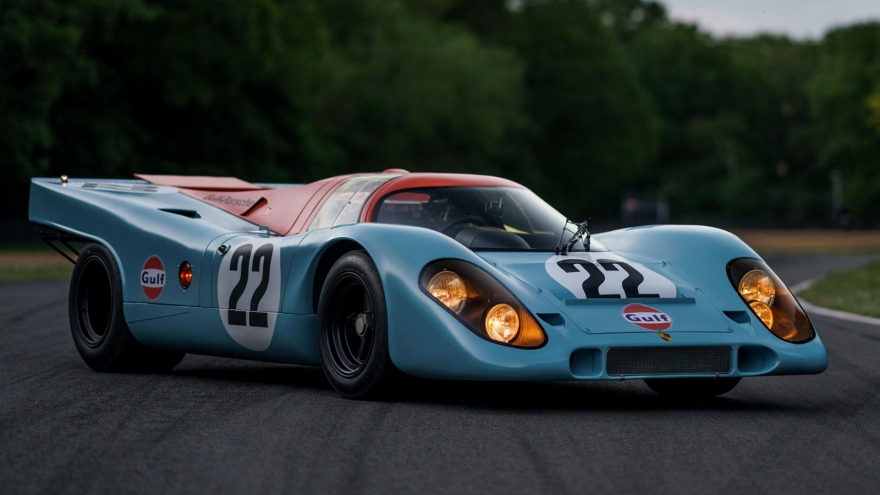 Cận cảnh xe đua Porsche 917K được định giá hơn 15 triệu USD