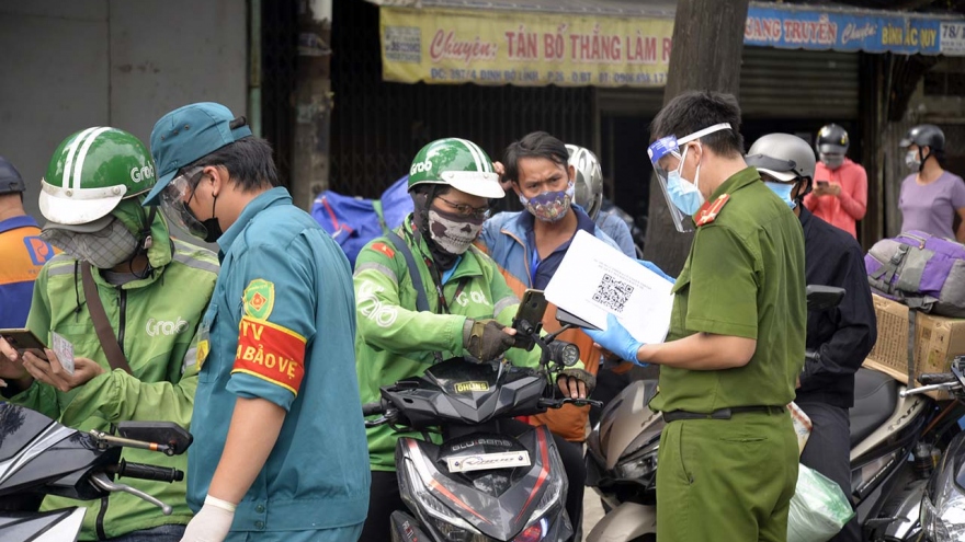 Bộ Công an nói gì về ùn ứ ở TP.HCM khi thực hiện kiểm tra "di biến động dân cư"