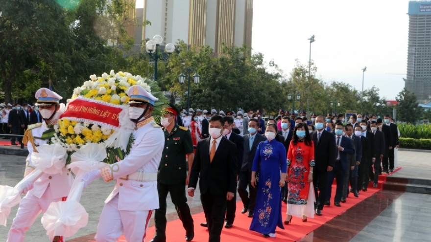 Kỷ niệm 77 năm Ngày thành lập Quân đội nhân dân Việt Nam tại Campuchia