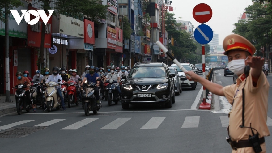 Hà Nội 762 ca mắc COVID-19 mới, trong đó 395 ca cộng đồng