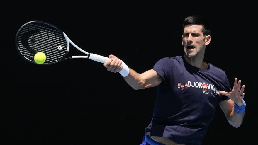 Novak Djokovic lên tiếng trước nghi vấn "khai man" khi nhập cảnh Australia
