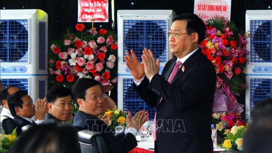 Chủ tịch Quốc hội Vương Đình Huệ dự Lễ công bố huyện Nghi Lộc đạt chuẩn nông thôn mới