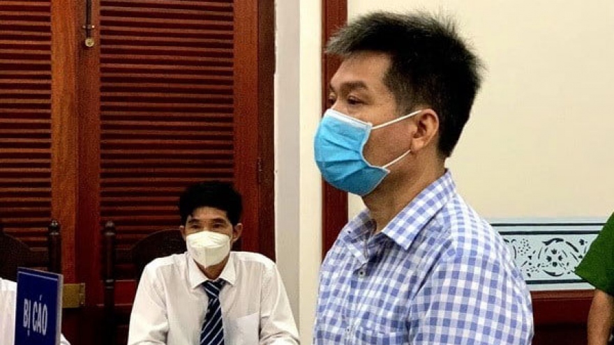 Phạt Nguyễn Hoài Nam 42 tháng tù về tội Lợi dụng quyền tự do dân chủ