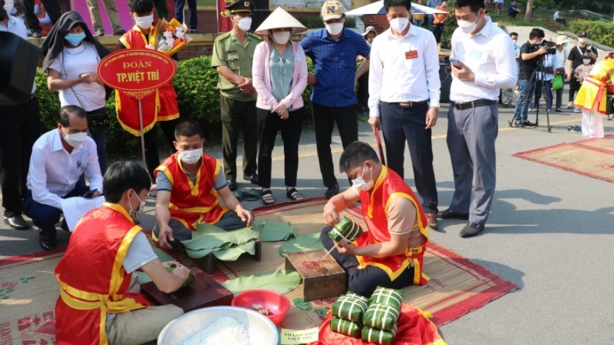 Sôi nổi hội thi gói, nấu bánh chưng và giã bánh giầy tỉnh Phú Thọ lần thứ IX