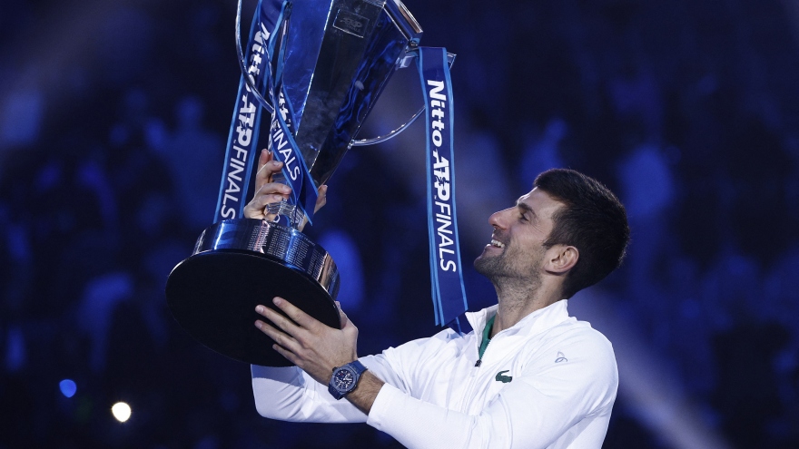 Djokovic vô địch ATP Finals 2022, san bằng kỷ lục của Federer