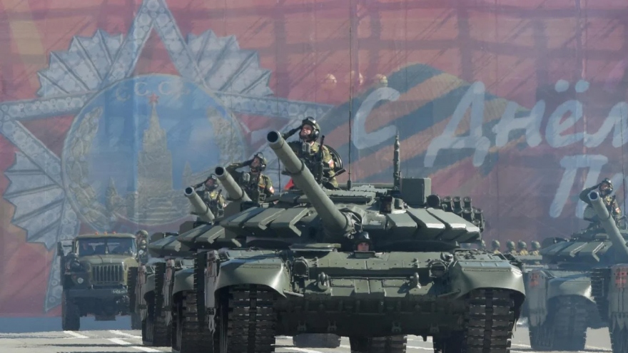 Tổng thống Putin đặt ưu tiên cho ngành công nghiệp vũ khí Nga