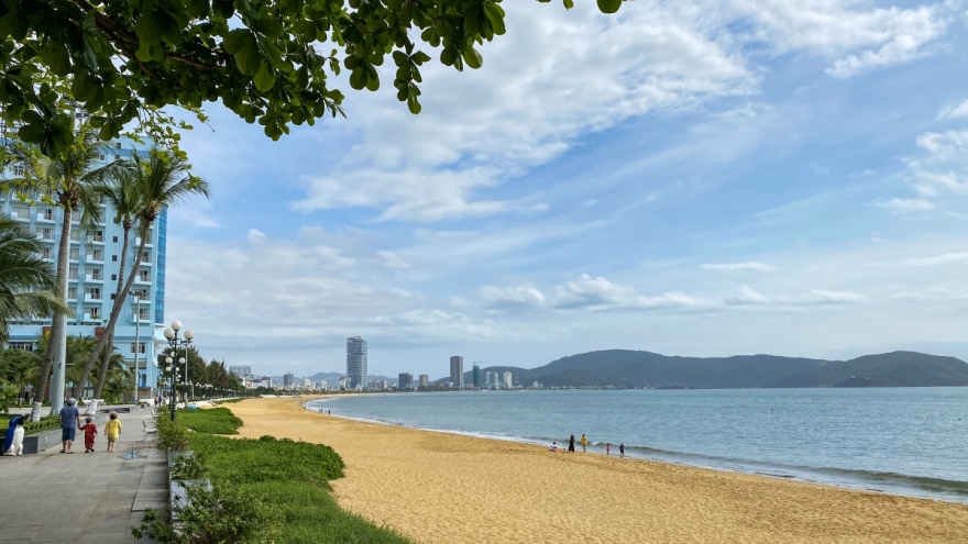 Báo Australia so sánh Quy Nhơn và Nha Trang