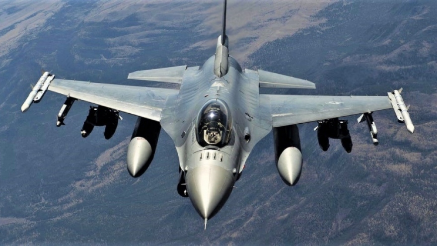 Uy lực của F-16 – chiến đấu cơ Ukraine muốn nhận được từ phương Tây