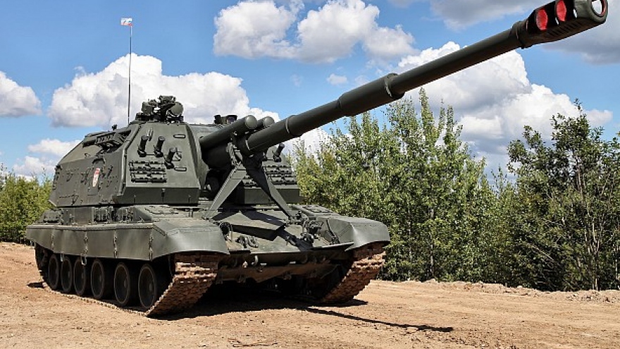 Pháo tự hành 2S19 Msta-S của Nga tập kích các vị trí ngụy trang của Ukraine