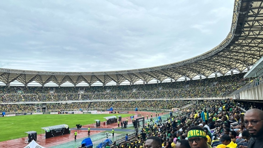 Giẫm đạp tại sân vận động ở Tanzania: Hơn 30 người thương vong