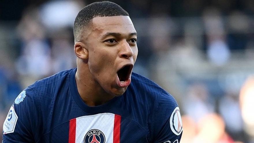 Mbappe chốt tương lai, ban lãnh đạo PSG đứng ngồi không yên