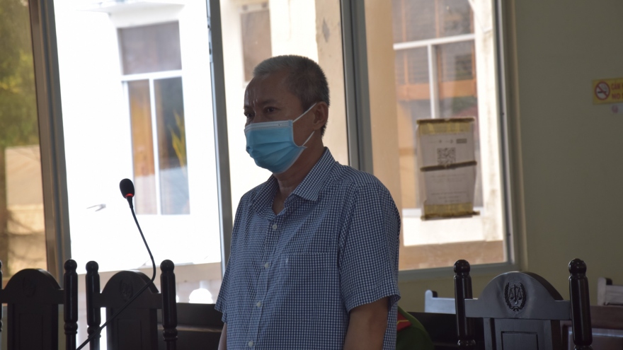 Cựu Phó Chánh án TAND tỉnh Bạc Liêu ép hối lộ tiền, tình lĩnh án 4 năm tù