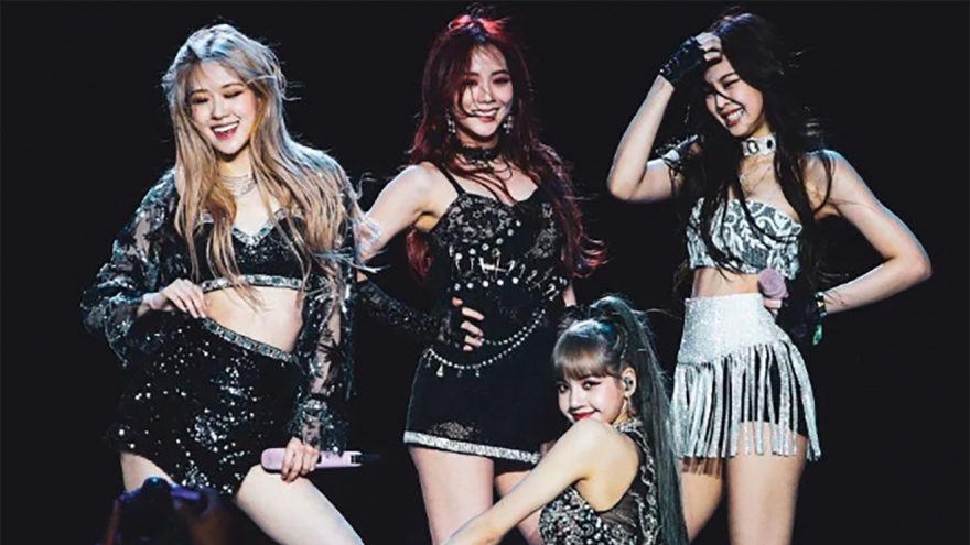 Báo Pháp tiếp tục chê concert Blackpink