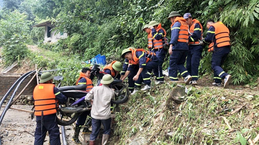 Chung tay hướng về vùng lũ Sa Pa