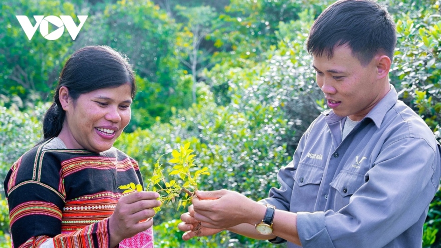 Cần cơ chế đặc thù cho an sinh xã hội đối với đồng bào các dân tộc thiểu sổ