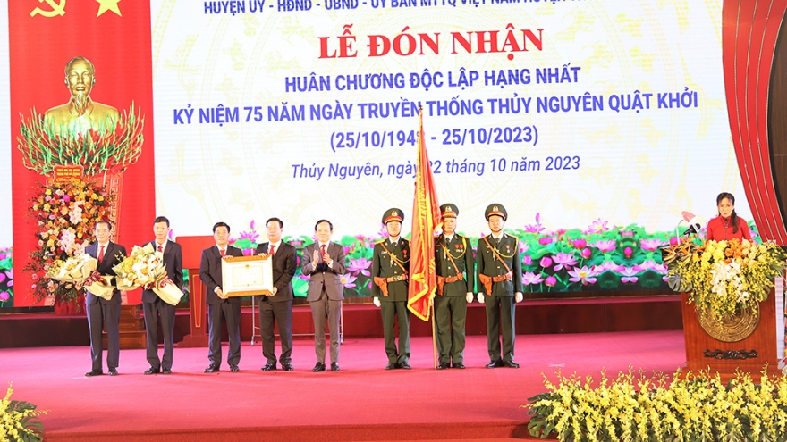 Huyện Thủy Nguyên, Hải Phòng đón nhận Huân chương Độc lập hạng Nhất