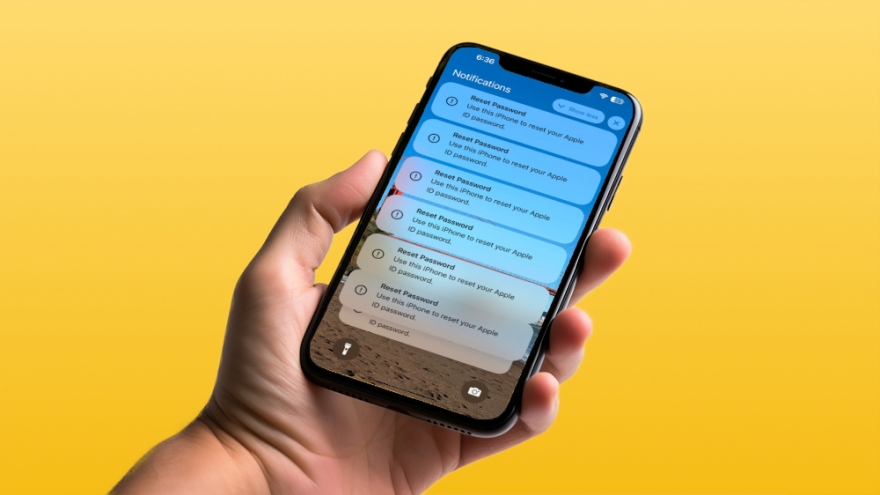 Người dùng iPhone bị "dội bom" bằng thư rác thông báo đặt lại mật khẩu