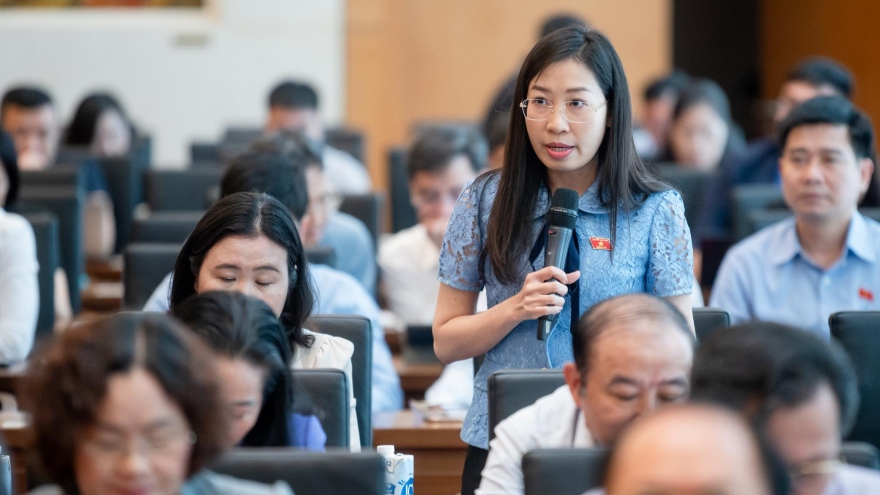 ĐBQH không muốn đổi tên tòa án, Chánh án nói “sau này con cháu cũng phải làm"