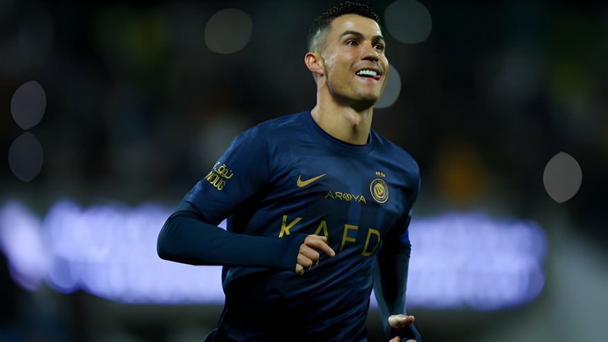 Ronaldo ghi hat-trick giúp Al Nassr thắng cách biệt khó tin