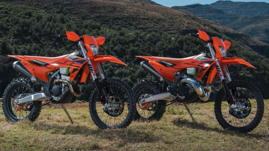 KTM ra mắt loạt xe địa hình enduro đầy mạnh mẽ