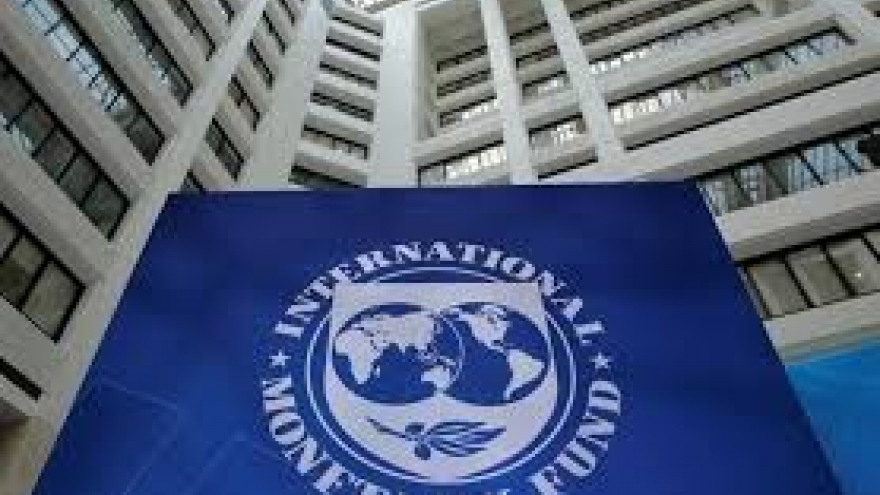 IMF dự đoán FED sẽ cắt giảm lãi suất vào cuối năm nay