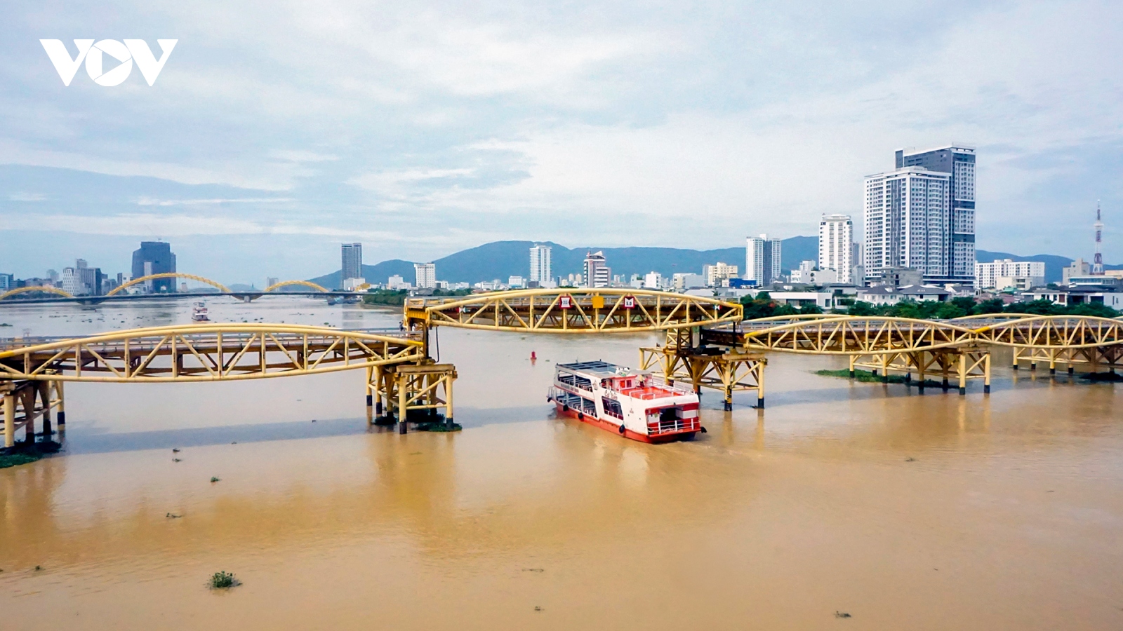 Video: Ấn tượng cầu Nguyễn Văn Trỗi ở Đà Nẵng nâng hạ nhịp