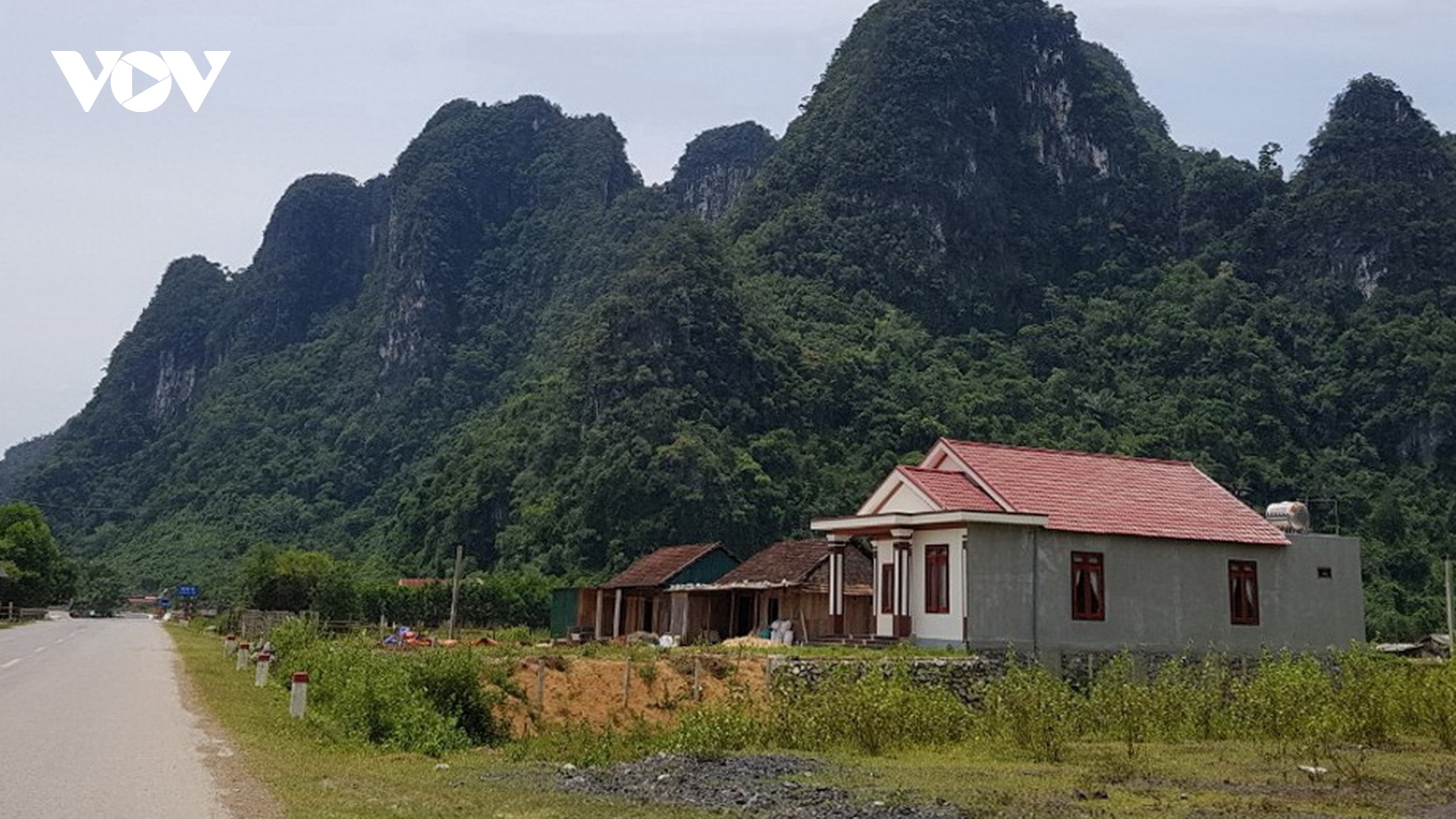 1 người phụ nữ bị sét đánh tử vong ở Quảng Bình