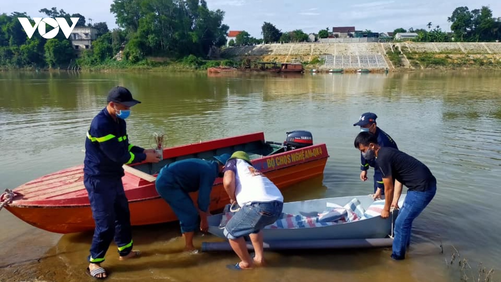 Tìm thấy thi thể người phụ nữ trên sông Lam