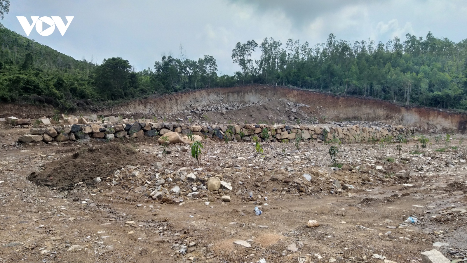 Ngăn chặn tình trạng khoét núi phân lô bán nền ở Khánh Hòa