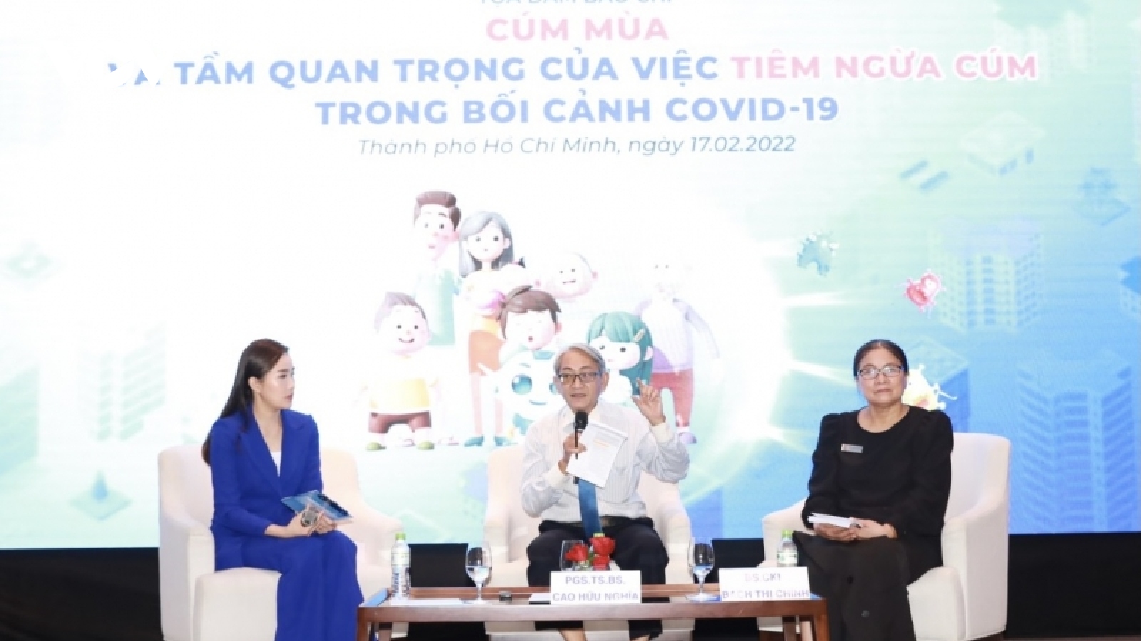 Cúm mùa trong tình hình COVID-19, có lo ngại “dịch chồng dịch”?