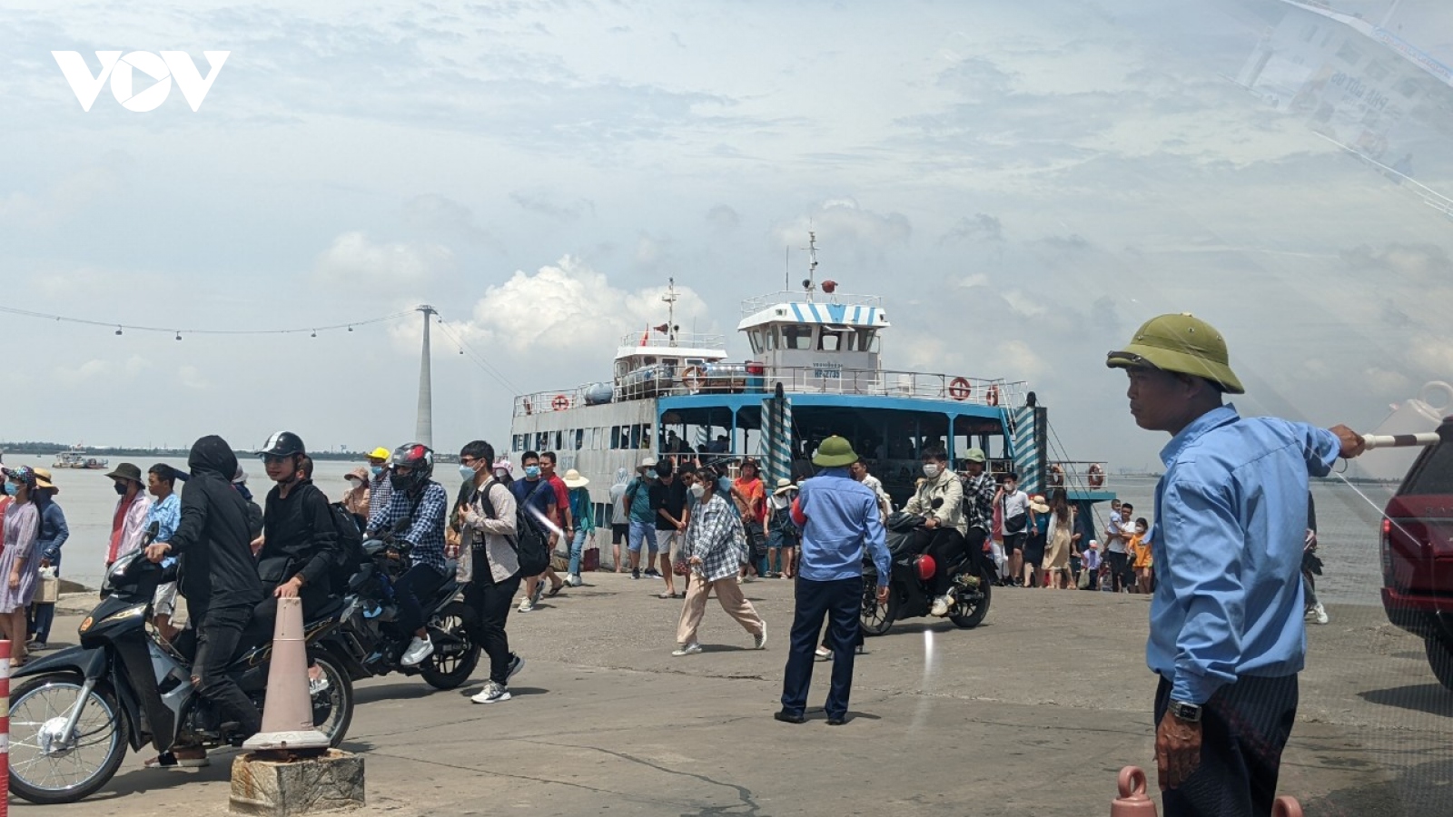 Đảm bảo an toàn cho 15.000 du khách lưu trú trên đảo Cát Bà