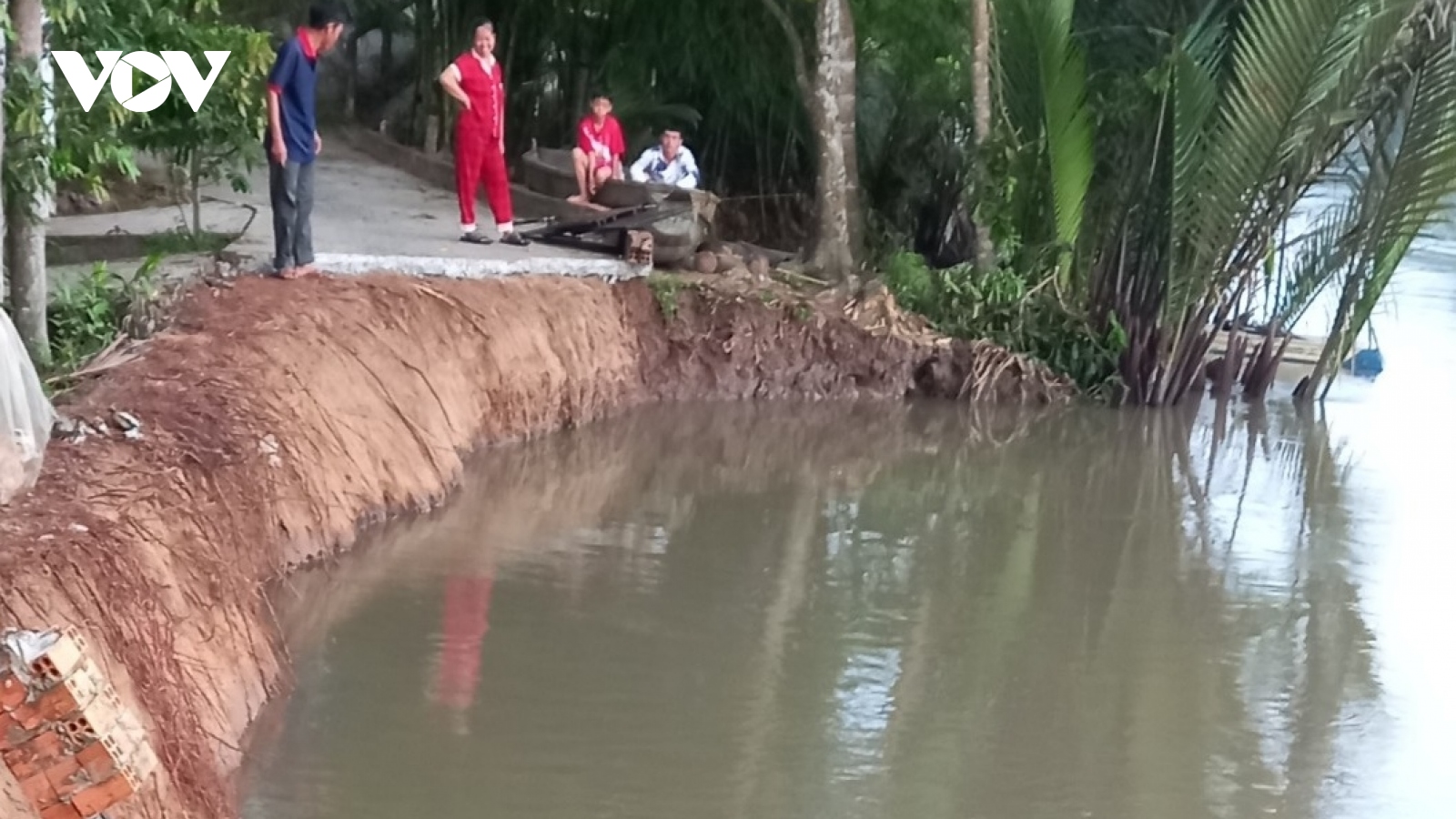 Hậu Giang liên tiếp xảy ra 3 vụ sạt lở đất trong 2 ngày