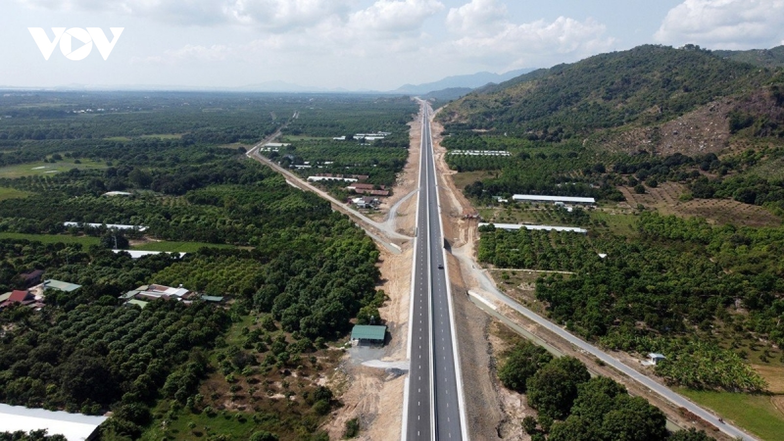 Tạm đóng cao tốc Nha Trang - Cam Lâm