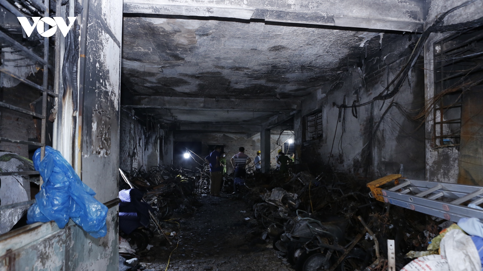 Hà Nội tạm dừng các hoạt động giải trí sau vụ cháy khiến 56 người chết