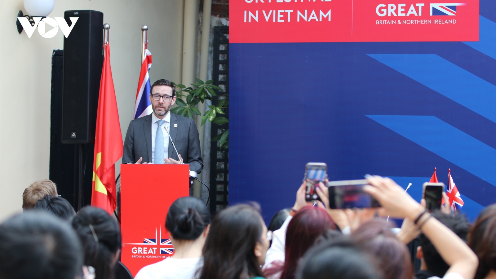 Anh cam kết hợp tác với Việt Nam trong giải quyết các thách thức toàn cầu