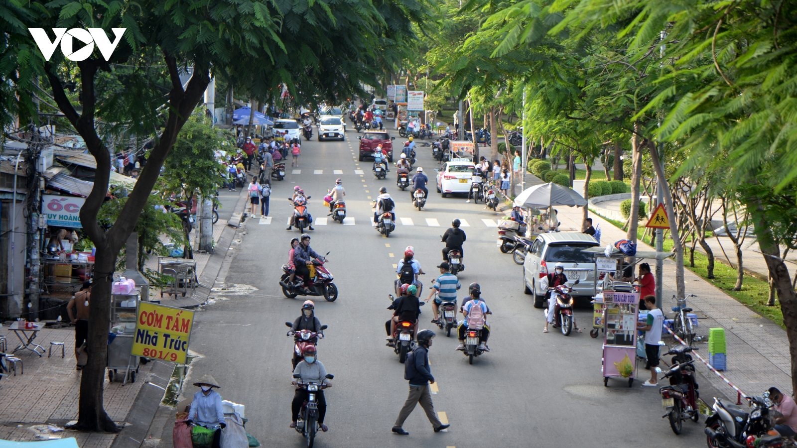 TP.HCM thu phí vỉa hè, lòng đường: Làm sao để tránh việc trục lợi chính sách