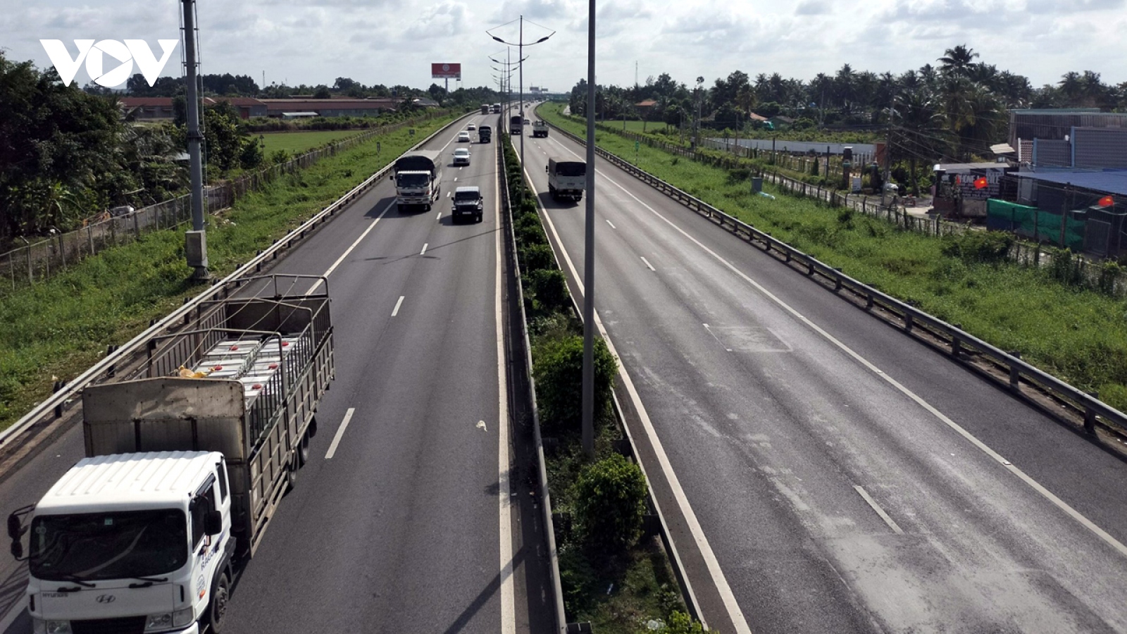 BOT cao tốc Trung Lương - Mỹ Thuận chậm bồi thường cho hàng trăm nhà dân
