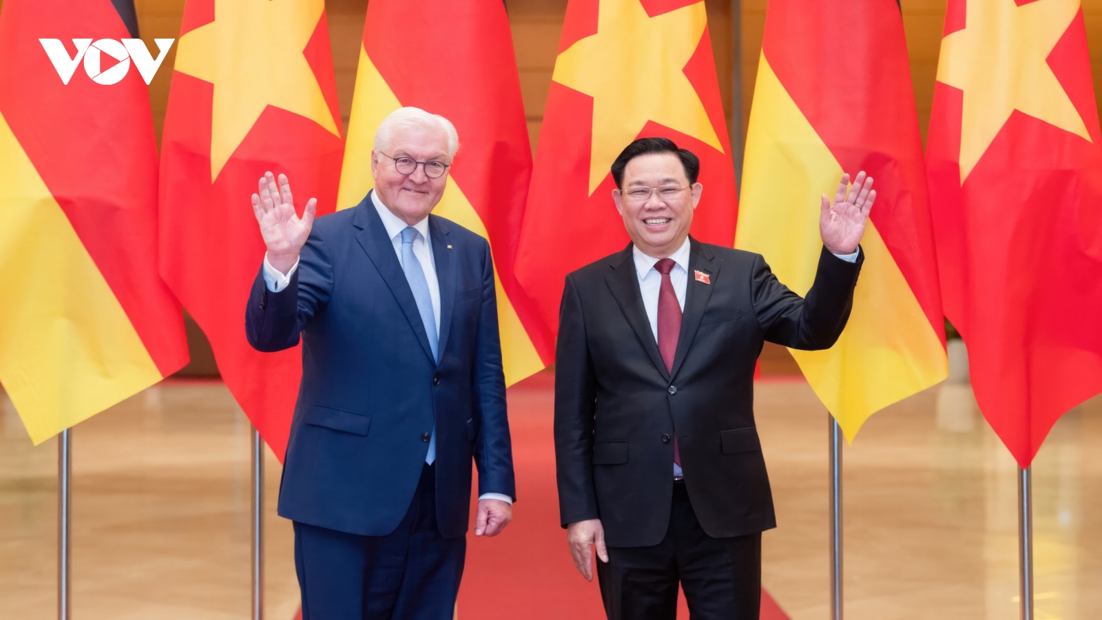 Chủ tịch Quốc hội Vương Đình Huệ hội kiến Tổng thống Đức Frank-Walter Steinmeier