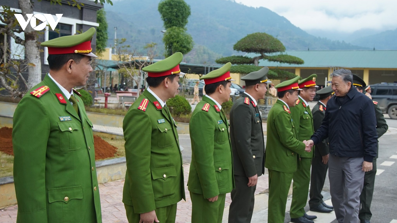 Bộ trưởng Bộ Công an thăm, chúc tết tại tỉnh Sơn La