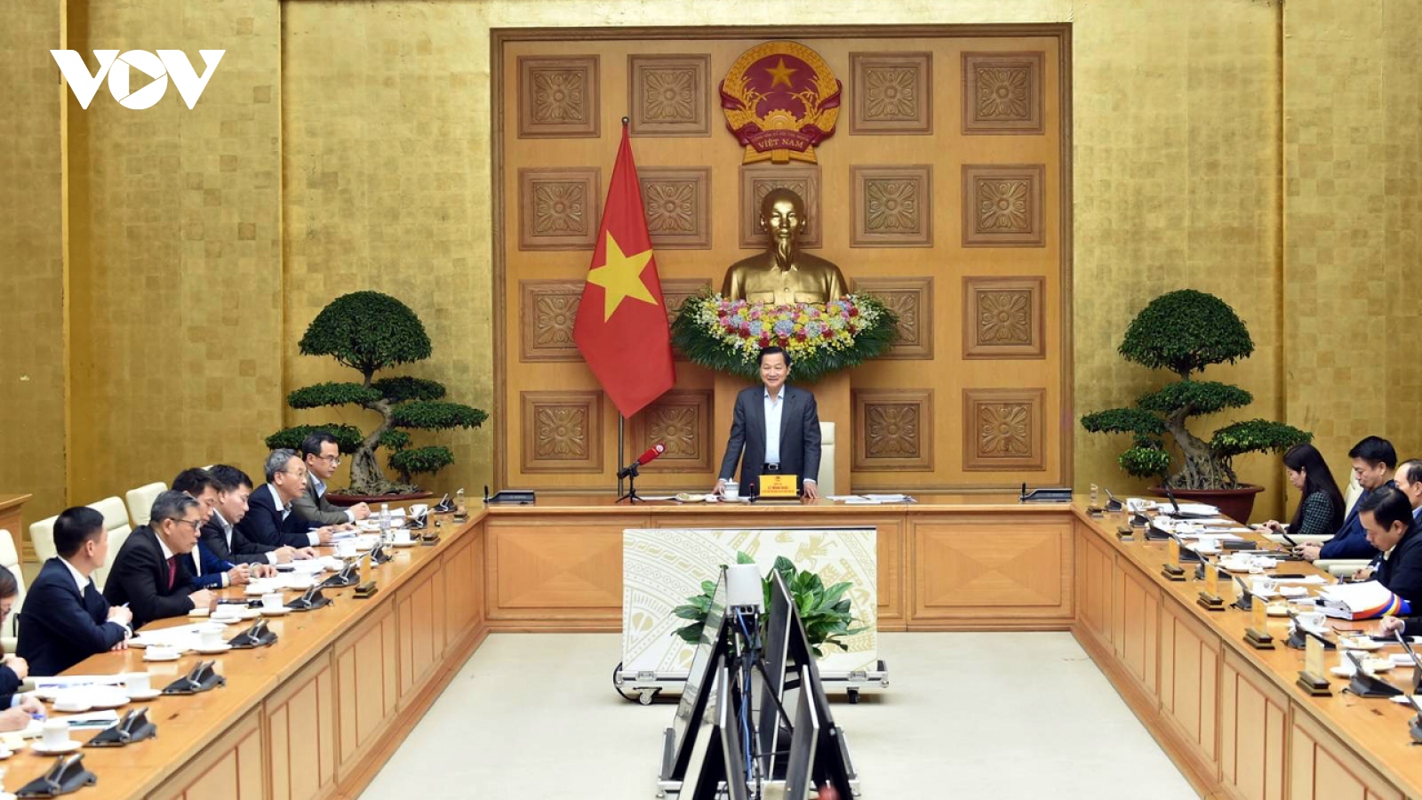 Phó Thủ tướng Lê Minh Khái làm việc với Uỷ ban Giám sát Tài chính Quốc gia
