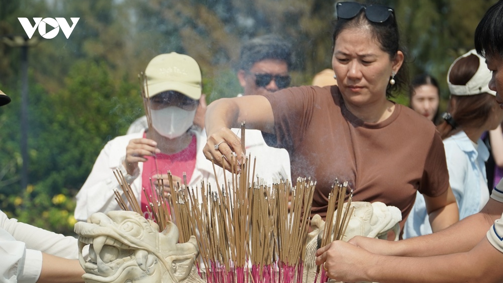 Khu tưởng niệm Chiến sĩ Gạc Ma là địa chỉ đỏ giáo dục truyền thống yêu nước