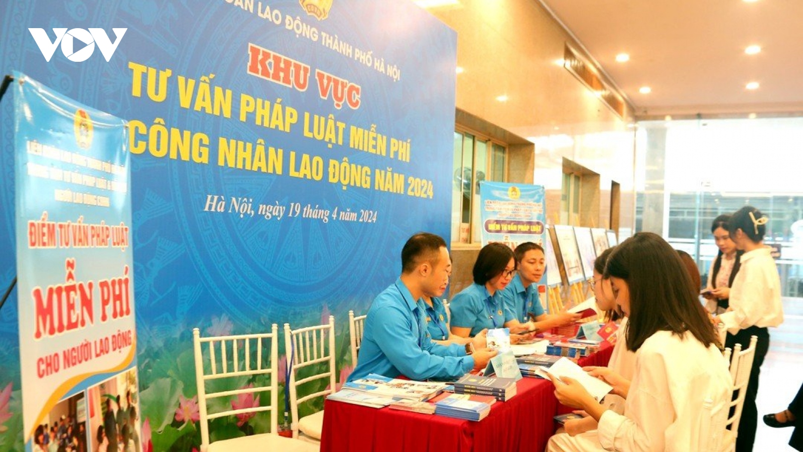 Hà Nội phát động Tháng hành động an toàn vệ sinh lao động và Tháng Công nhân