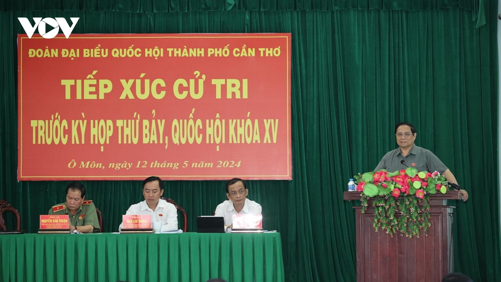 Thủ tướng Phạm Minh Chính tiếp xúc cử tri Thành phố Cần Thơ trước kỳ họp thứ 7