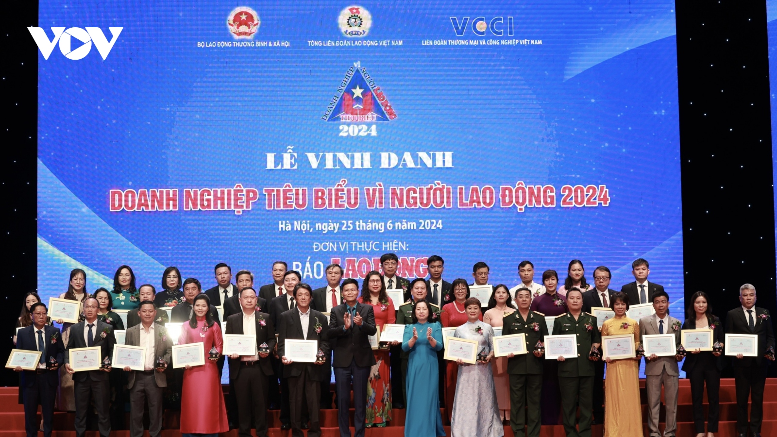 Vinh danh 67 doanh nghiệp tiêu biểu vì người lao động