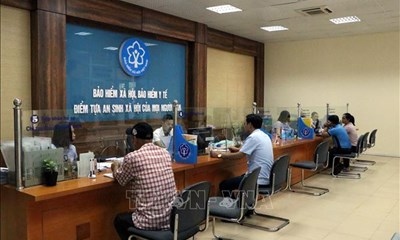 Cấp thẻ BHYT mẫu mới từ ngày 1/4/2021