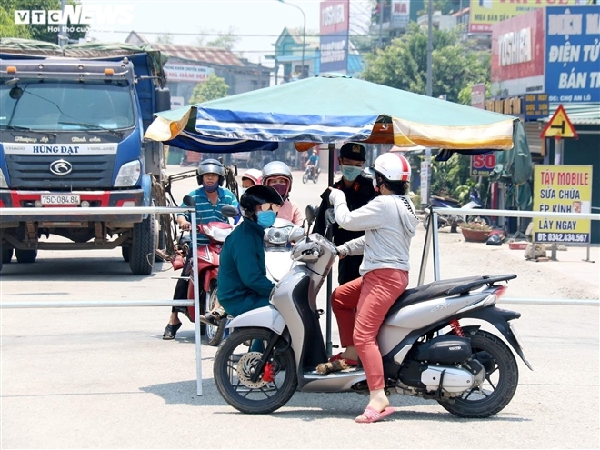 Đi đánh ghen, nhóm người ở Huế bị cách ly