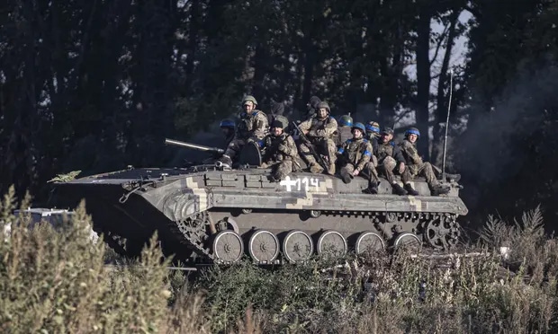 Ukraine điều lực lượng dự bị đến Kharkov