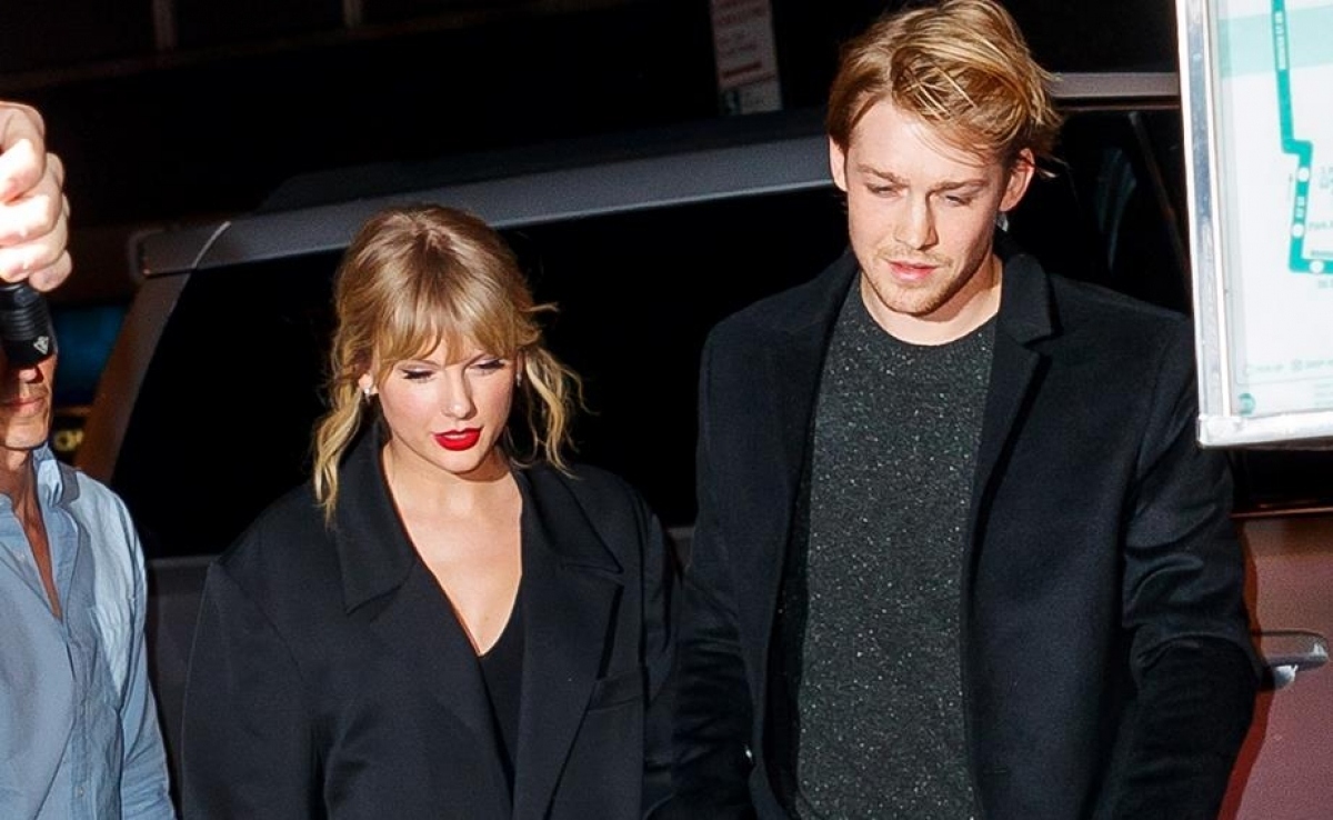 Taylor Swift chia tay bạn trai sau 6 năm hẹn hò